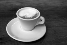 Kafe - Aeroporti i Prishtinës
